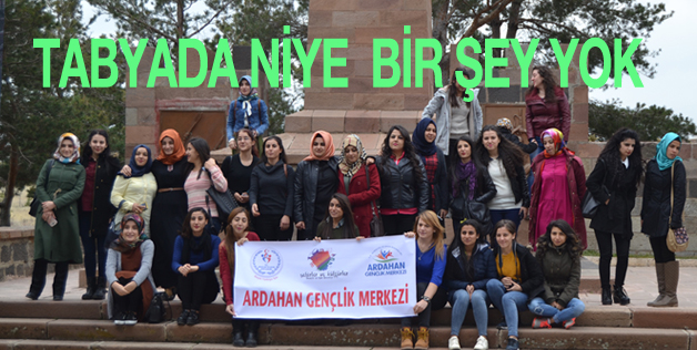 KIZLAR, BOŞ TABYALARI GÖRDÜ, ŞAŞIRDILAR!