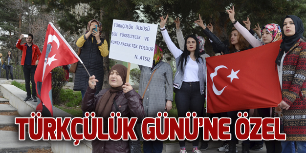 ÜLKÜCÜLER, “NE MUTLU TÜRKÜM DİYENE” DİYE HAYKIRDI
